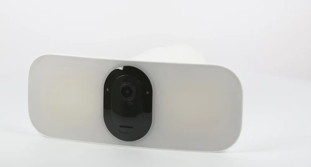 Arlo Kameraovervåking|Pro 3 Floodlight – Overvåkingskamera