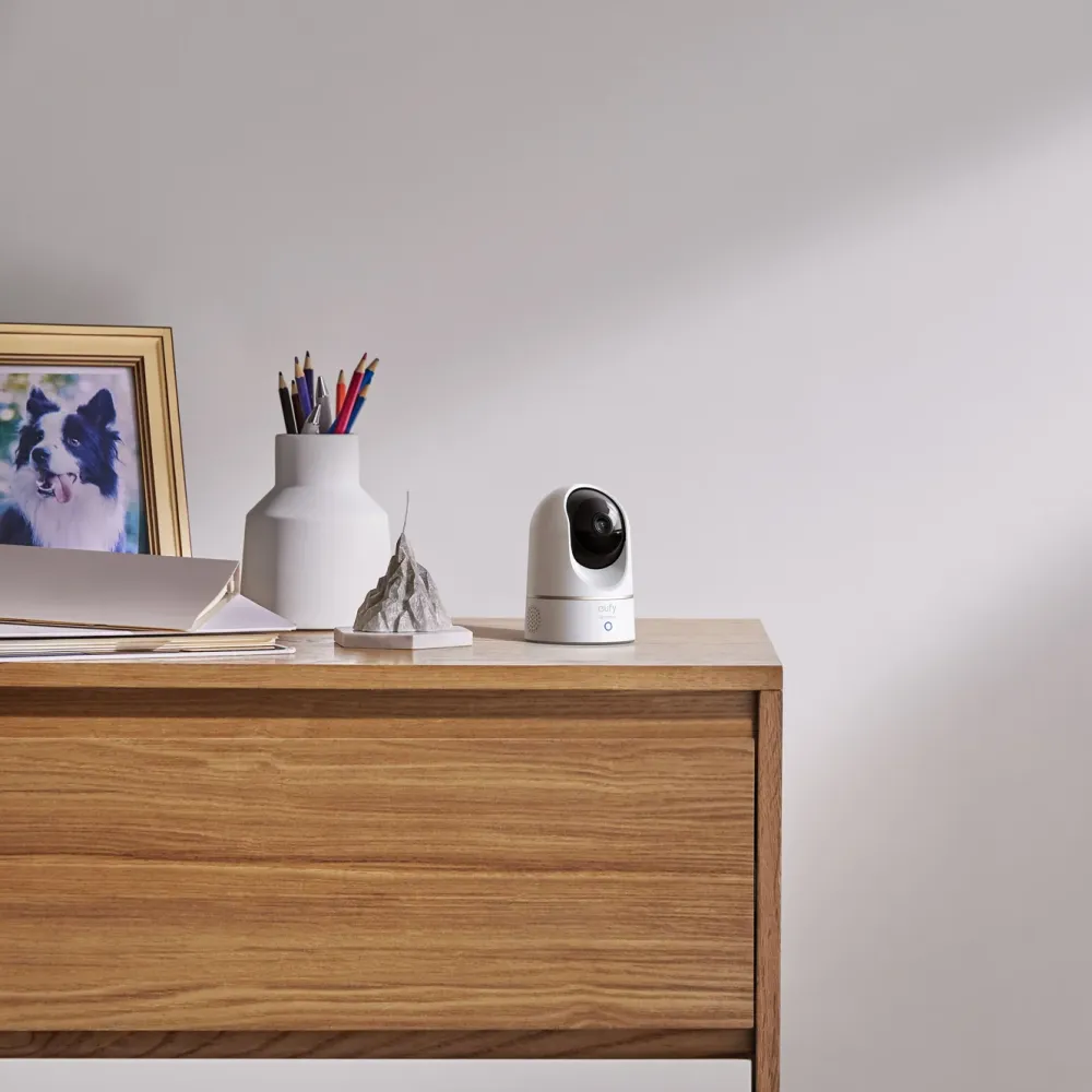 Eufy Kameraovervåking|Indoor Cam 2K Pan & Tilt Overvåkingskamera innendørs