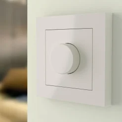 Heatit Fjernstrømbryter|Smarte Sensorer|Z-Dim 2 Z-Wave multidimmer 250 W
