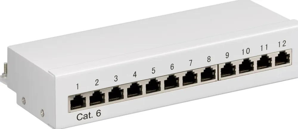 Kjell Tilbehør Og Installasjon|Kabler For Nettverk|Patchpanel 12 porter Cat. 6