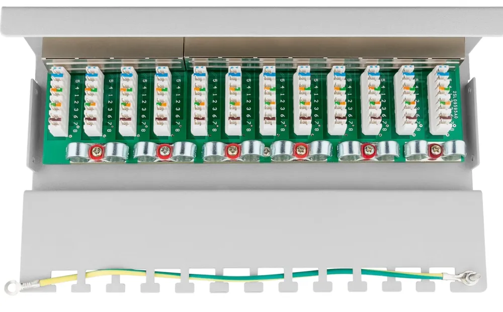Kjell Tilbehør Og Installasjon|Kabler For Nettverk|Patchpanel 12 porter Cat. 6