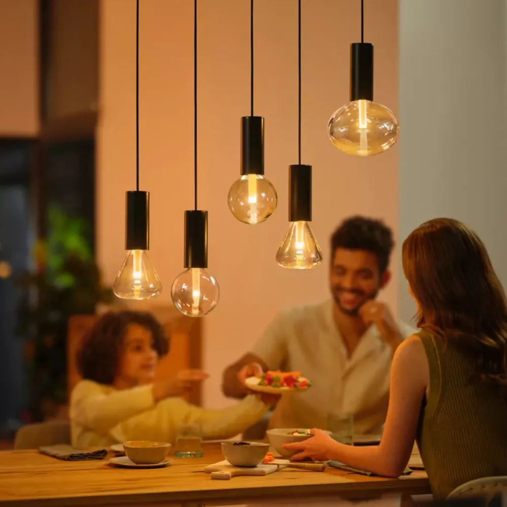Philips Hue Smart Belysning|Philips Hue|Lightguide Triangle E27 smart LED-pære 500 lm