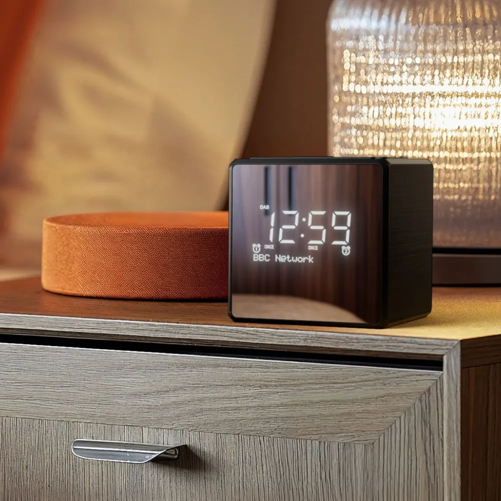 Philips Musikkspiller Og Radio|Klokker Og Tellere|R4600 DAB+-klokkeradio med USB-C-lading