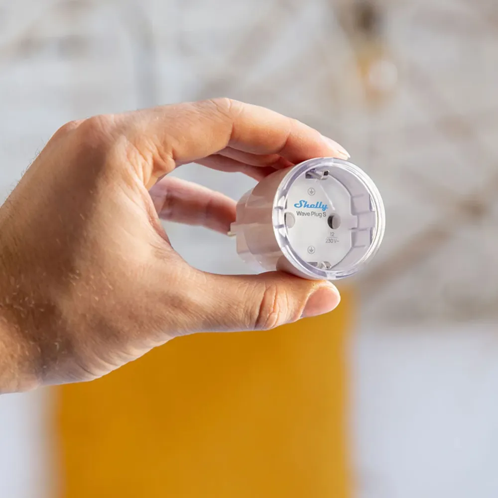 Shelly Sterkstrøm|Smarte Sensorer|Wave Plug S LR – smart Z-Wave-plugg med energimåling