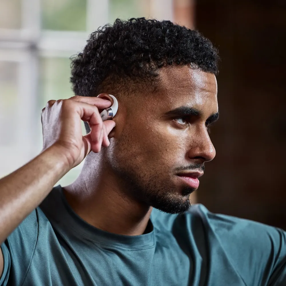 Shokz Rengjøring|Foto Og Video|OpenFit 2+ open-ear-hodetelefoner
