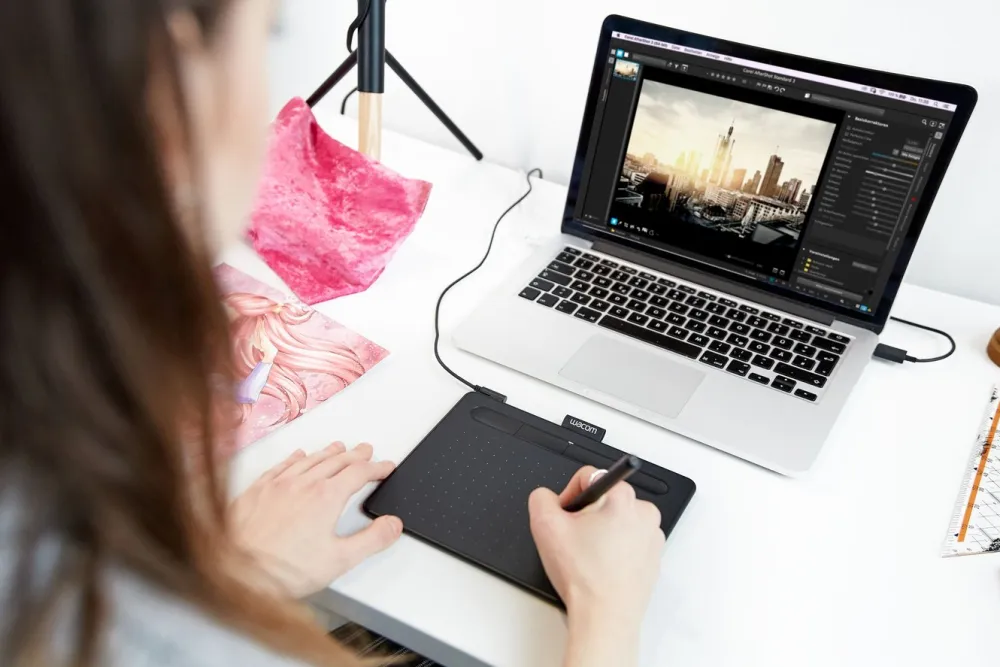 Wacom Tegnebrett|Intuos S Bluetooth-tegnebrett 152x95 mm