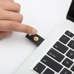 Yubico Datatilbehør|Ergonomi|YubiKey 5 NFC Sikkerhetsnøkkel med USB-A